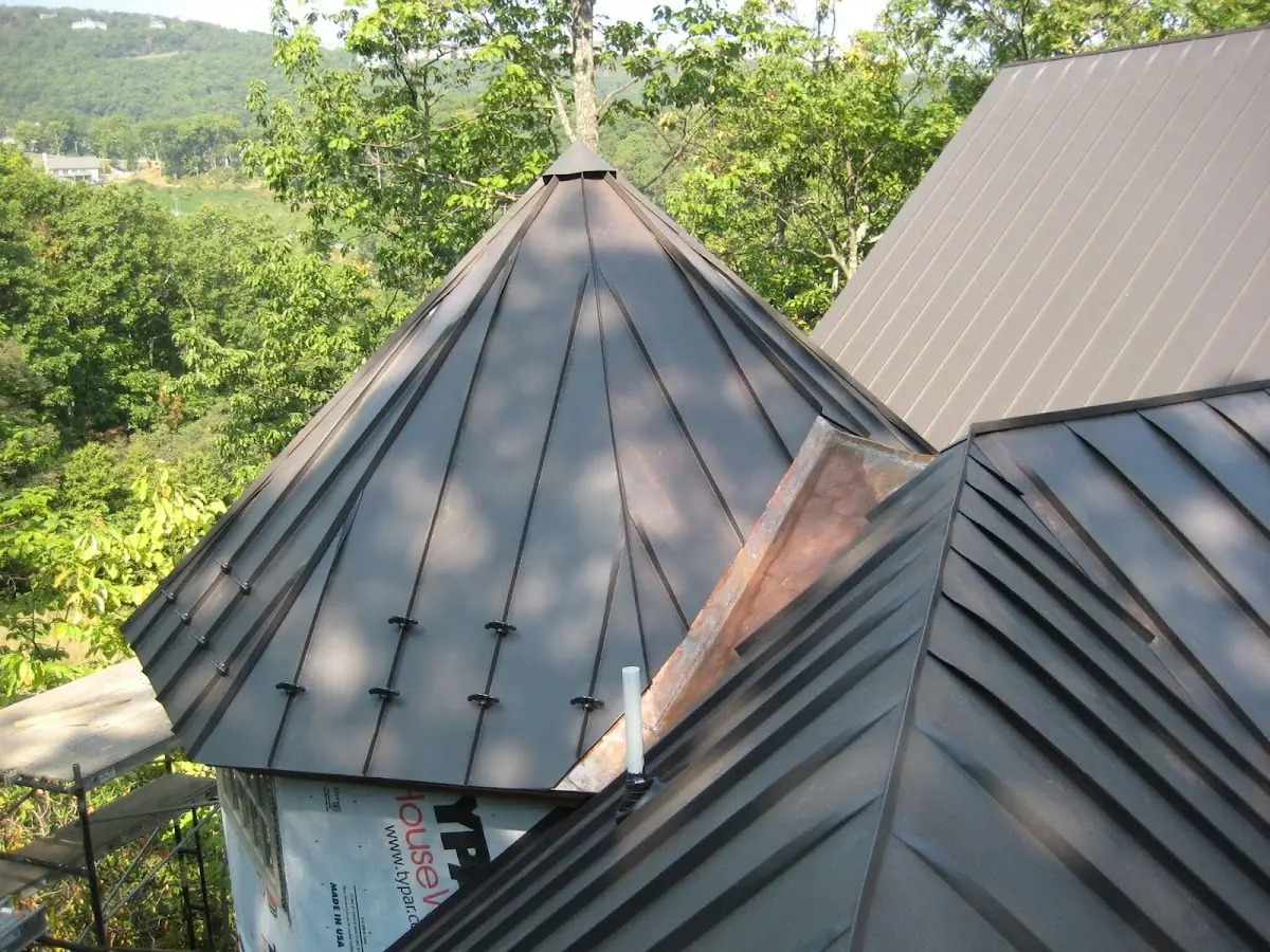 Professional Gutter Cleaning by Craftsman Roofing in El Dorado Palms